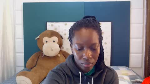 S A R A online show from 10.14.25