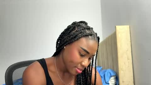 Sara online show from 04.21.26