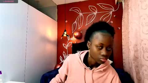 Snapshot of sara_naugty chatting on 02.06.25 S A R A online show from 02.06.25