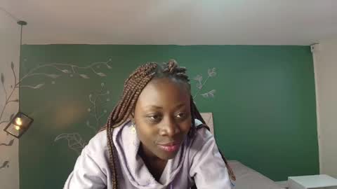 Snapshot of sara_naugty chatting on 03.07.25 S A R A online show from 03.07.25