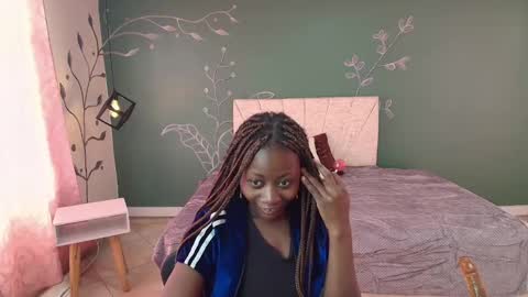 Snapshot of sara_naugty chatting on 03.12.25 S A R A online show from 03.12.25