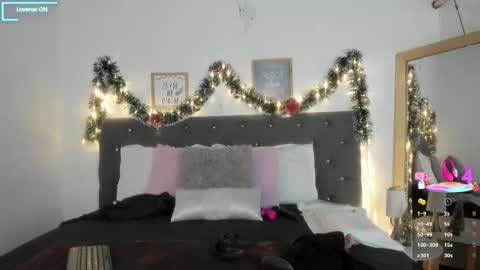 Sara  online show from 12.16.25