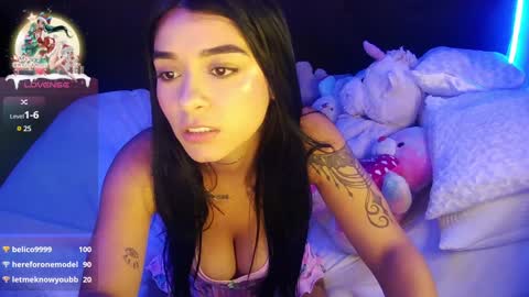 Snapshot of sara_ramirez0 chatting on 12.27.24 sara_ramirez0 online show from 12.27.24