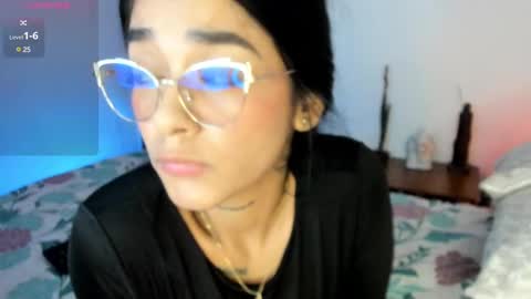 Snapshot of sara_ramirez0 chatting on 02.14.25 sara_ramirez0 online show from 02.14.25