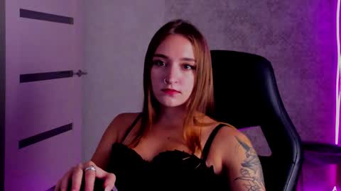 Snapshot of sara_rossse chatting on 09.20.25 Sara online show from 09.20.25