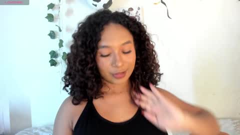 sara sofia online show from 12.15.24