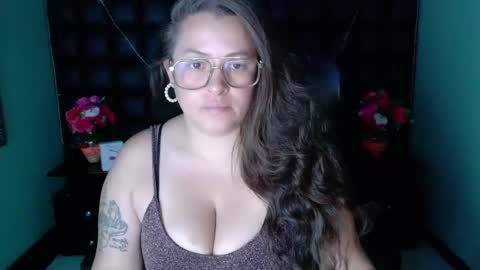 sara_thonson_ online show from 12.29.24