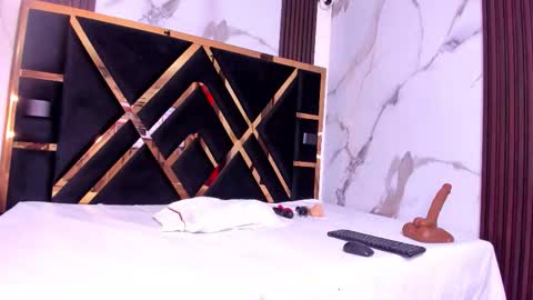 sara_tourner online show from 11.12.25