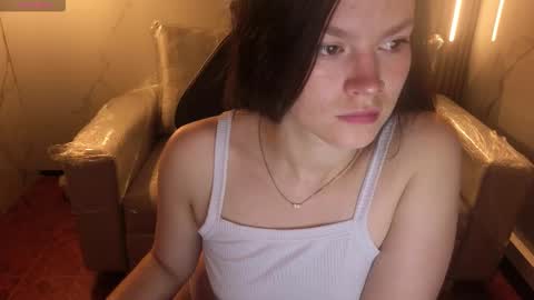 sara_valderrama_ online show from 12.18.25