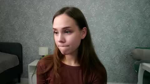 Snapshot of sara_whooops chatting on 10.03.25 Im Sara  online show from 10.03.25