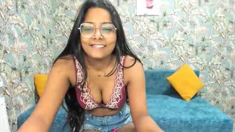 saraa_jayy online show from 09.29.25