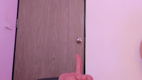 Sara  online show from 04.14.26