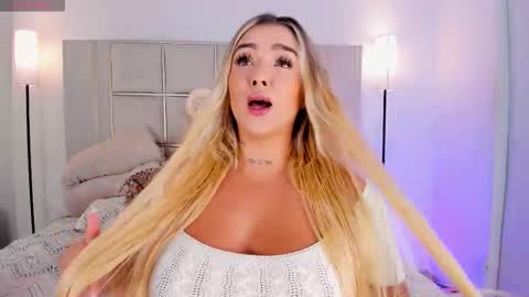 Sara Miller  online show from 10.16.25