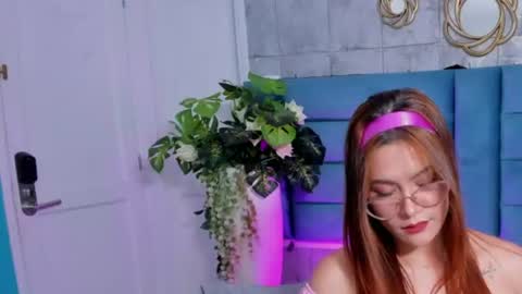 Snapshot of saraalvarezx chatting on 07.15.26 Sara Alvarezx online show from 07.15.26