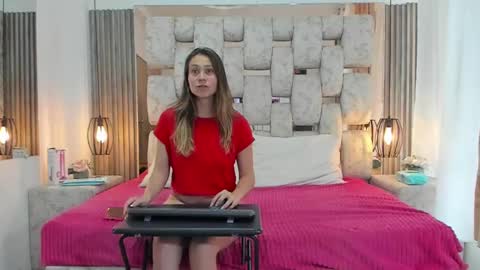 saraANDyoni online show from 12.09.24