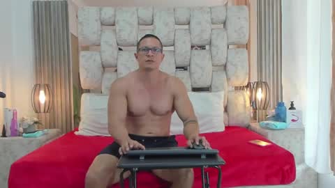 saraANDyoni online show from 01.11.25