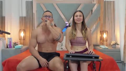 saraANDyoni online show from 01.17.25