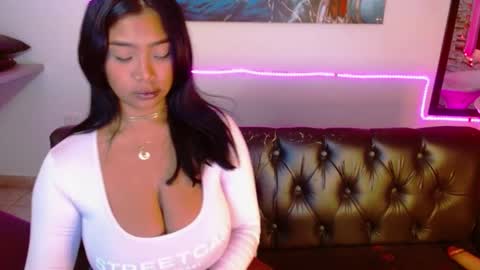 SARAHGIL online show from 01.15.25