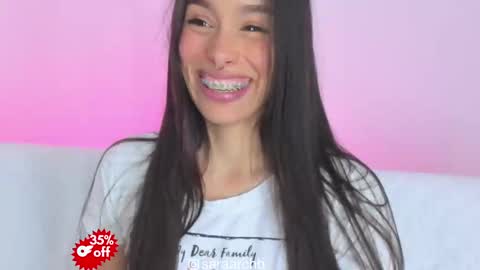 Sara online show from 10.20.25