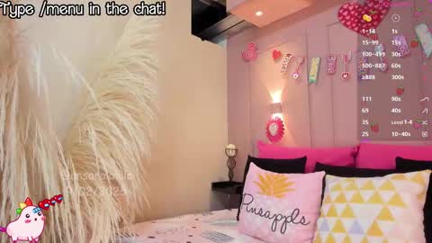 Snapshot of saraavila_ chatting on 02.09.25 SaraAvila  online show from 02.09.25