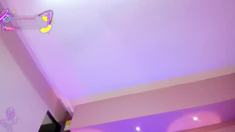 Snapshot of saraavila_ chatting on 09.15.25 SaraAvila  online show from 09.15.25