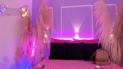 Snapshot of saraavila_ chatting on 09.23.25 SaraAvila  online show from 09.23.25