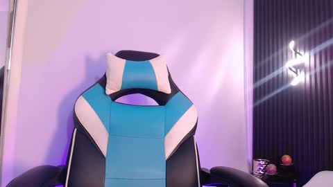 Sara online show from 11.17.25