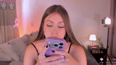 Snapshot of saracavali chatting on 07.27.26 sara cavali online show from 07.27.26