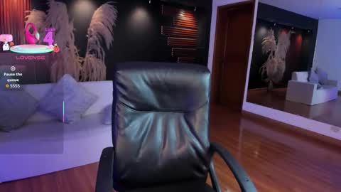 Snapshot of saracorraless chatting on 02.26.26 Sara Everyday From 1430 to 2130 Col Time online show from 02.26.26