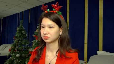 SaraDenars online show from 12.15.25