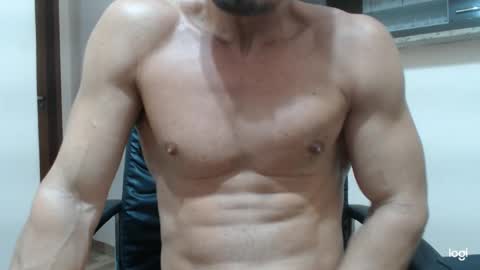 saradorj92 online show from 02.06.25