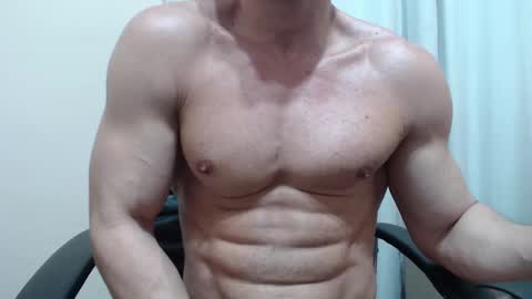 saradorj92 online show from 09.15.25