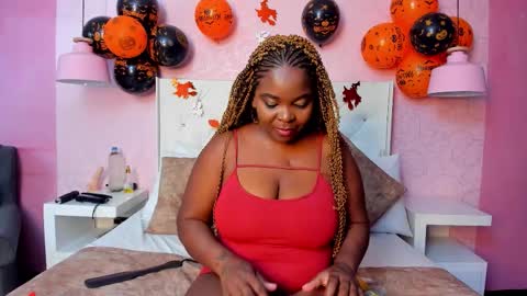 saradunss online show from 10.23.25