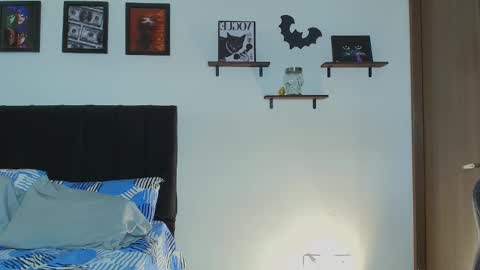 Sara online show from 11.23.25