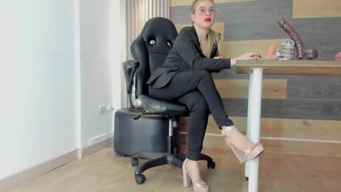 Sara Ferrera online show from 01.09.25