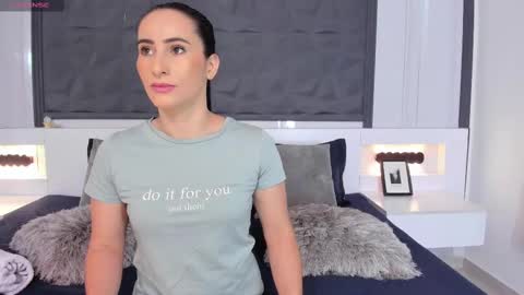  Sara Gomez  online show from 03.11.25