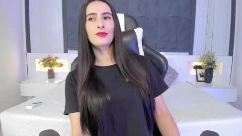  Sara Gomez  online show from 10.15.25