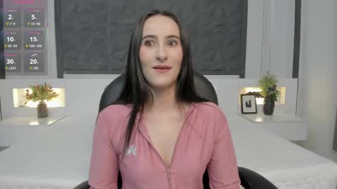  Sara Gomez  online show from 04.07.26