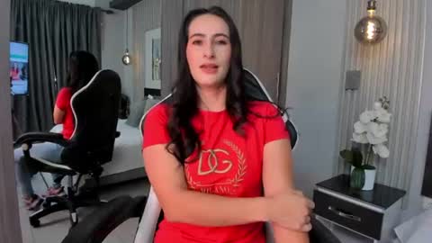  Sara Gomez  online show from 07.02.26