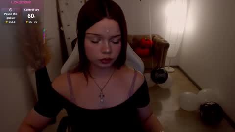 Snapshot of sarah__babyyy chatting on 10.24.25 Sarah online show from 10.24.25