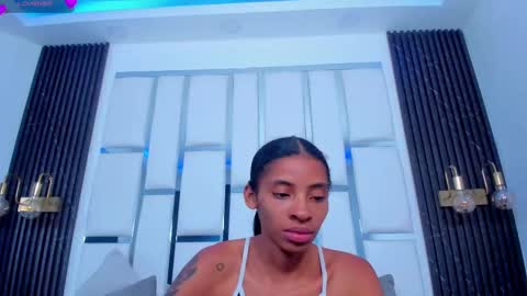 sarah_ashbourne online show from 10.04.25