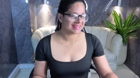 Snapshot of sarah_bay_tx chatting on 07.05.26 sarah_bay_tx online show from 07.05.26