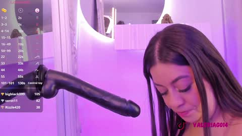 Snapshot of sarah_bonneth chatting on 02.03.25 Sarah Bonneth online show from 02.03.25