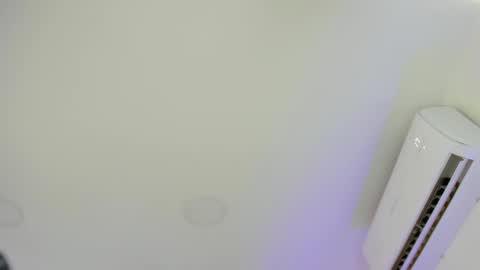 Snapshot of sarah_bonneth chatting on 09.09.25 Sarah Bonneth online show from 09.09.25