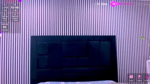 Snapshot of sarah_cream chatting on 02.15.25 Sarah online show from 02.15.25