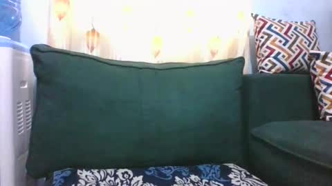 Snapshot of sarah_haggai chatting on 10.05.25 sarah_haggai online show from 10.05.25