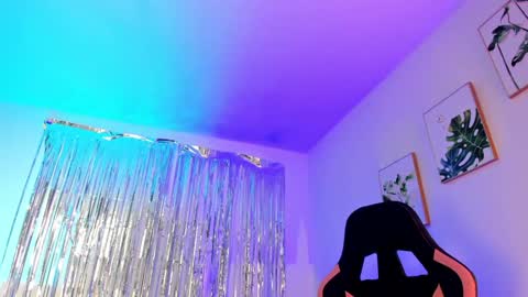 Snapshot of sarah_perez1 chatting on 12.01.24 INSTAGRAM...sarah22 p online show from 12.01.24