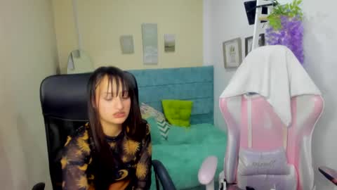 Snapshot of sarah_ramirez777 chatting on 12.14.24 Sarah Ramirez online show from 12.14.24