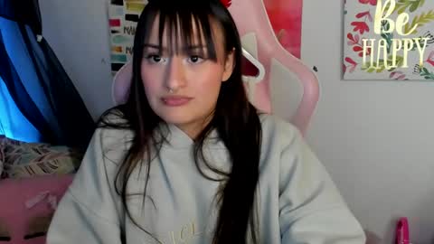 Snapshot of sarah_ramirez777 chatting on 12.31.24 Sarah Ramirez online show from 12.31.24