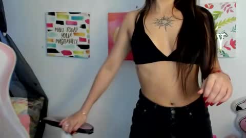 Snapshot of sarah_ramirez777 chatting on 12.31.24 Sarah Ramirez online show from 12.31.24